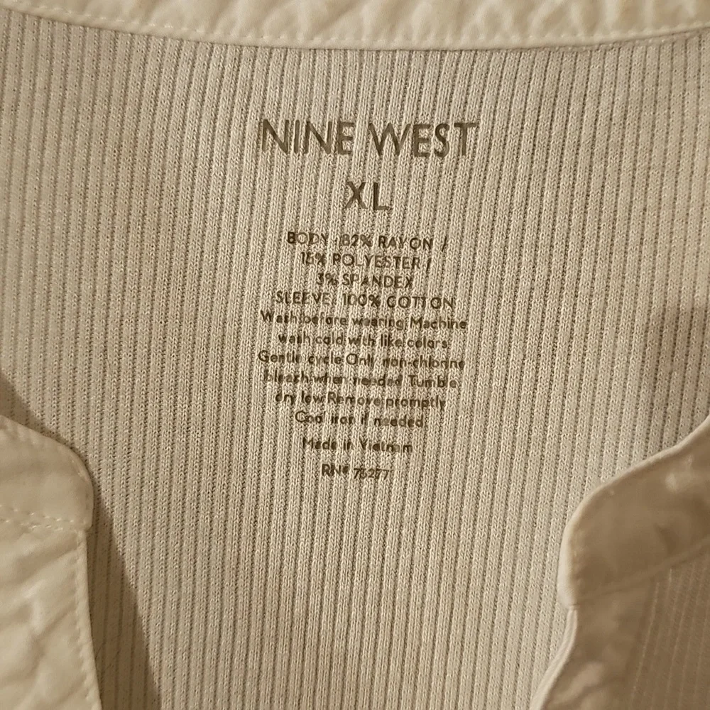 Nine West White Puff Sleeve Ruffled Blouse - Picture 5 of 8
